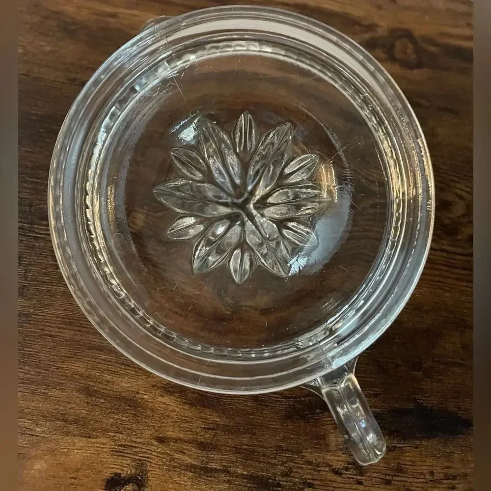 Anchor Hocking Vintage Glass Juicer Presser